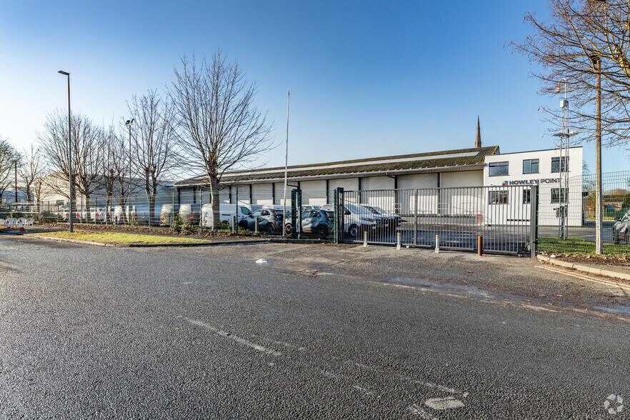 Holmesfield Rd, Warrington à louer - Photo de l’immeuble – Image 3 sur 3