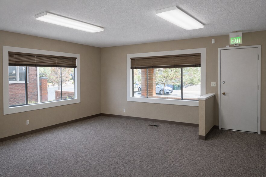 235 W Pueblo St, Reno, NV à vendre - Photo de l’immeuble – Image 2 sur 41