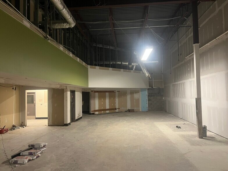 1323 Jackson St, Anderson, IN à louer - Photo intérieure – Image 3 sur 4