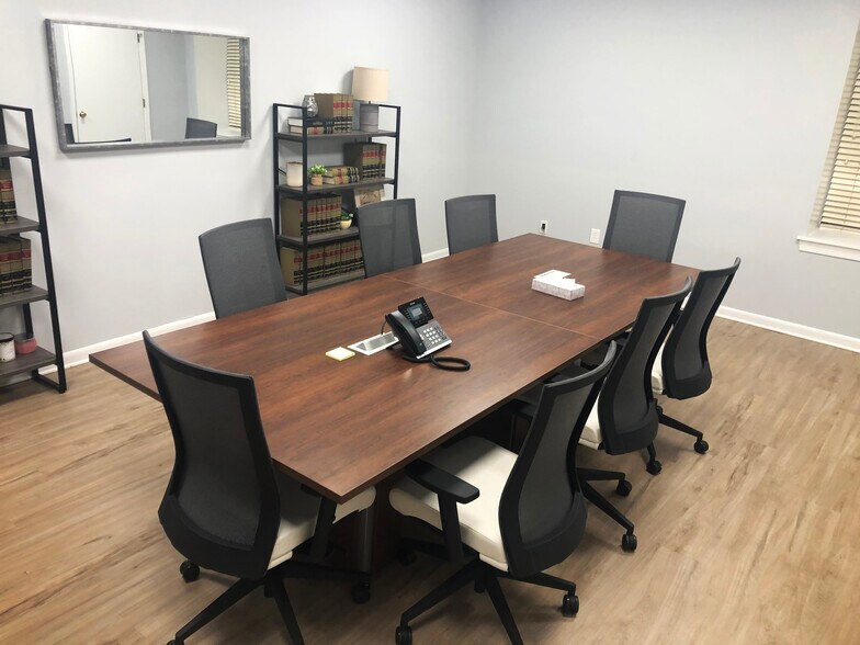 21 W Washington St, West Chester, PA à louer - Photo de l’immeuble – Image 3 sur 4