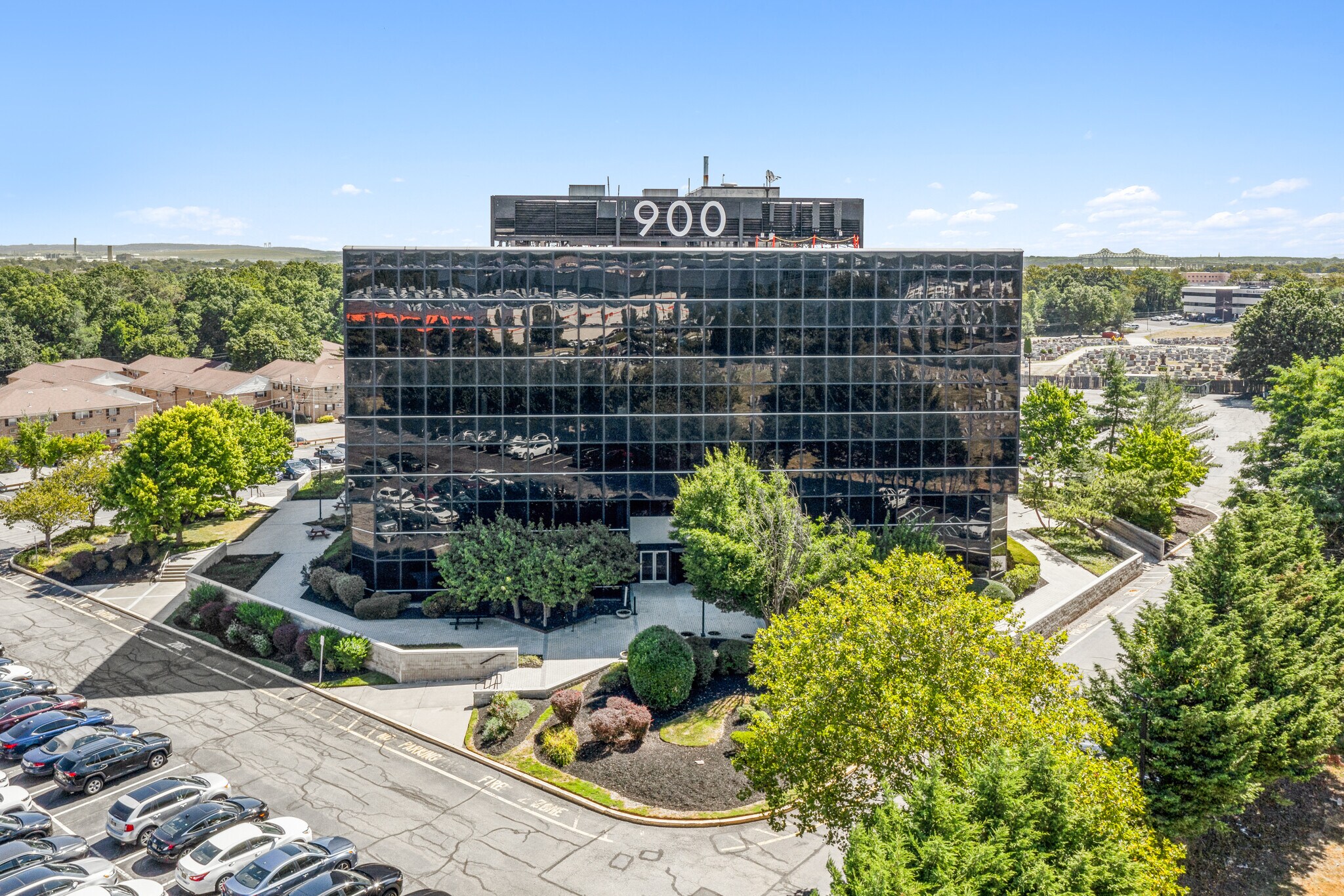 900 US Highway 9 N, Woodbridge, NJ à louer Photo principale– Image 1 sur 26