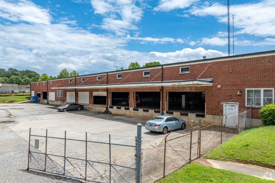 220 Pearl St SE, Atlanta, GA à louer - Photo de l’immeuble – Image 1 sur 7