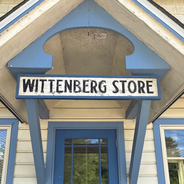 607 Wittenberg Rd, Mount Tremper, NY à louer - Photo de l’immeuble – Image 2 sur 2