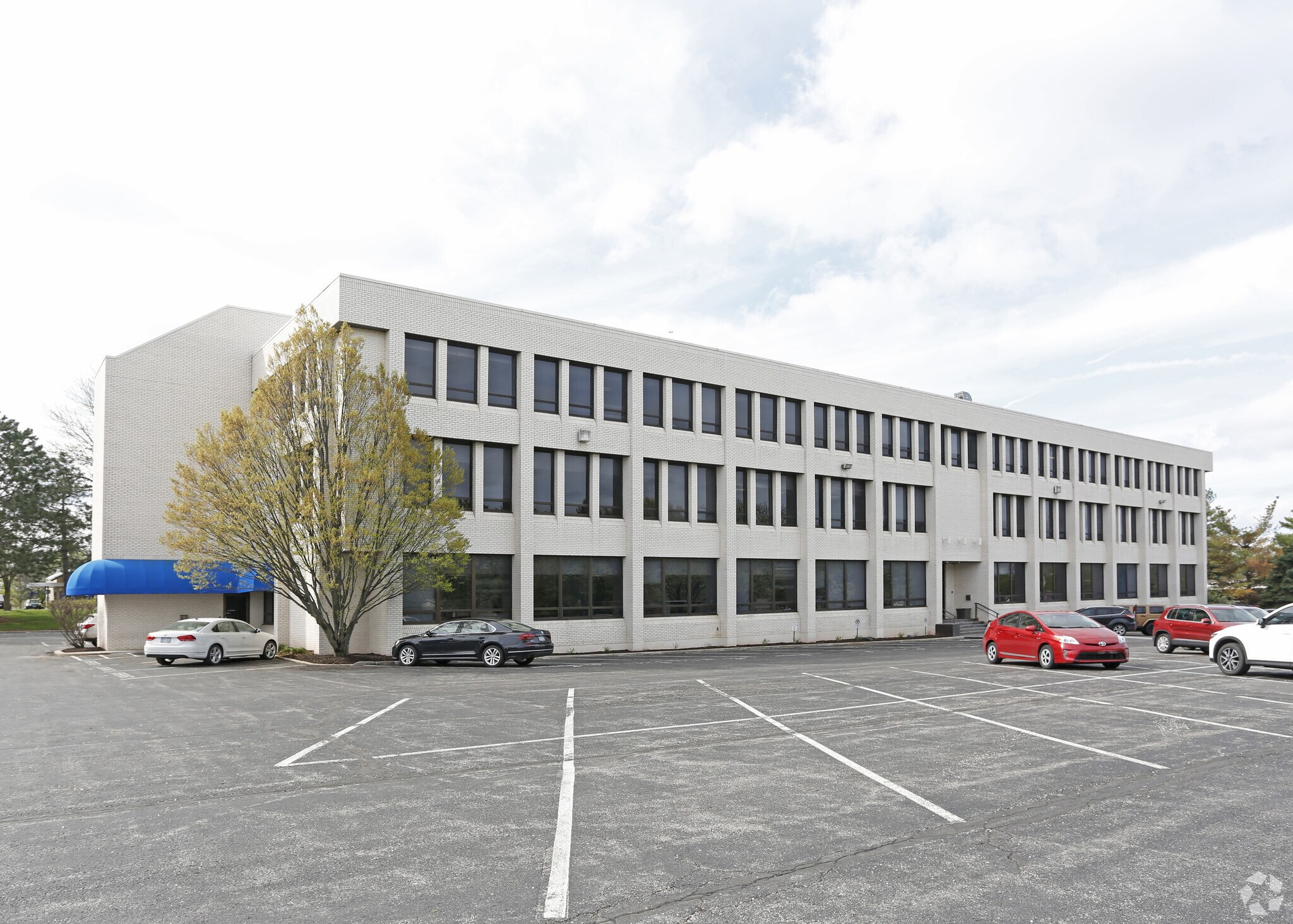 8826 Santa Fe Dr, Overland Park, KS à louer Photo principale– Image 1 sur 5