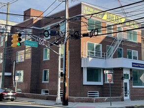 103 Bayard St, New Brunswick, NJ à louer Photo de l’immeuble– Image 1 sur 4