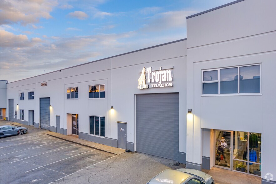30455 Progressive Way, Abbotsford, BC à louer - Aérien – Image 2 sur 8
