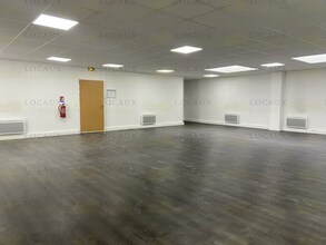 Local d’activités dans Argenteuil à louer Photo intérieure– Image 1 sur 6