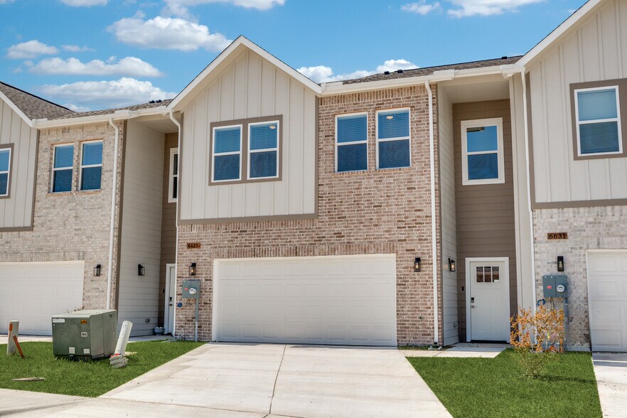 6655 Mountain Trl, Dallas, TX à vendre - Photo de l’immeuble – Image 2 sur 27