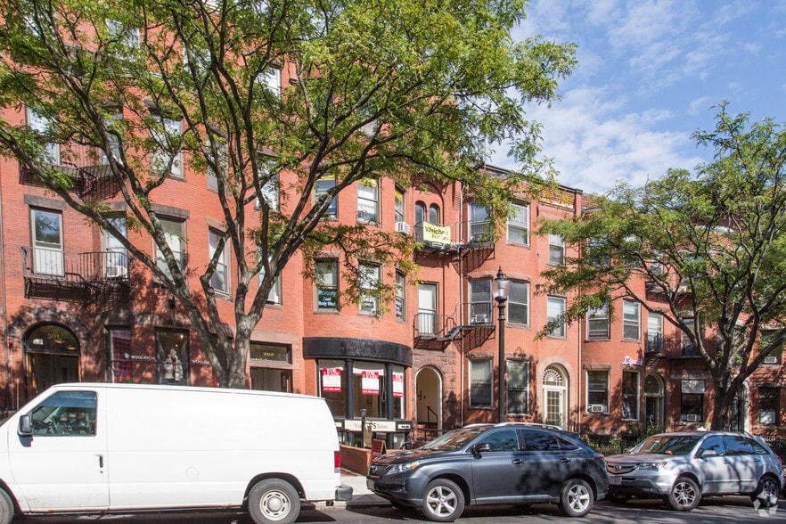 299 Newbury St, Boston, MA à louer - Photo de l’immeuble – Image 3 sur 14