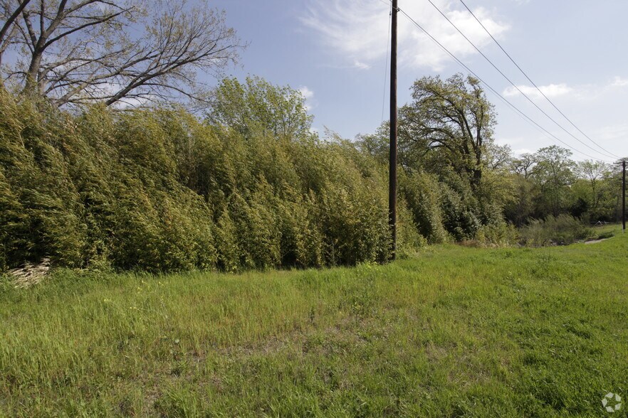 2750 Tx-114, Grapevine, TX à vendre - Photo de l’immeuble – Image 2 sur 2