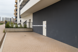 Local commercial dans Madrid, Madrid à louer Photo de l’immeuble– Image 1 sur 10