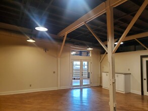 434 Houston St, Nashville, TN à louer Photo intérieure– Image 2 sur 6