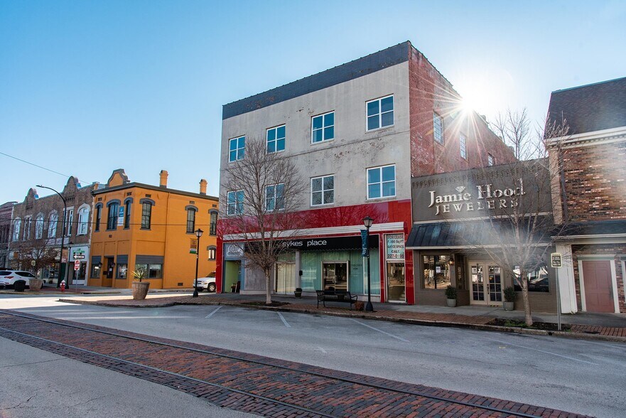 726 Bank St NE, Decatur, AL à louer - Photo de l’immeuble – Image 1 sur 10