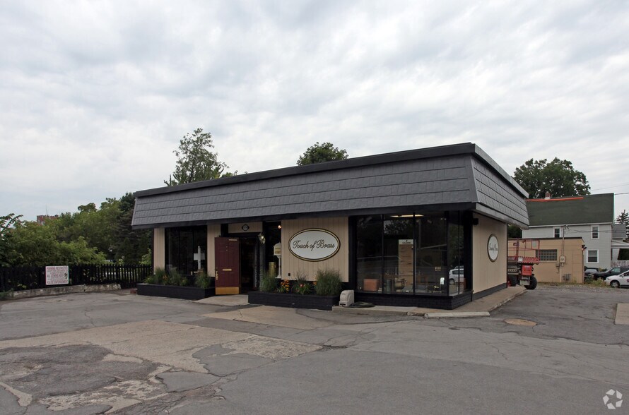 5630 Main St, Buffalo, NY à louer - Photo principale – Image 1 sur 2