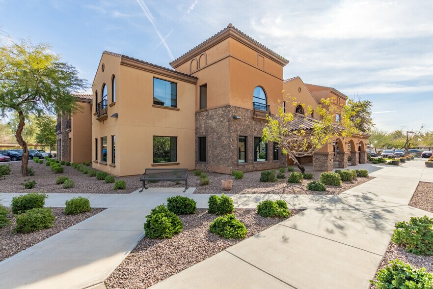 1166 E warner Rd, Gilbert, AZ à louer - Photo de l’immeuble – Image 3 sur 19