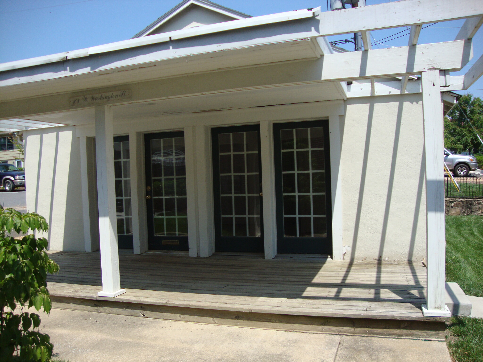 110 W Washington St, Middleburg, VA à louer Photo de l’immeuble– Image 1 sur 7