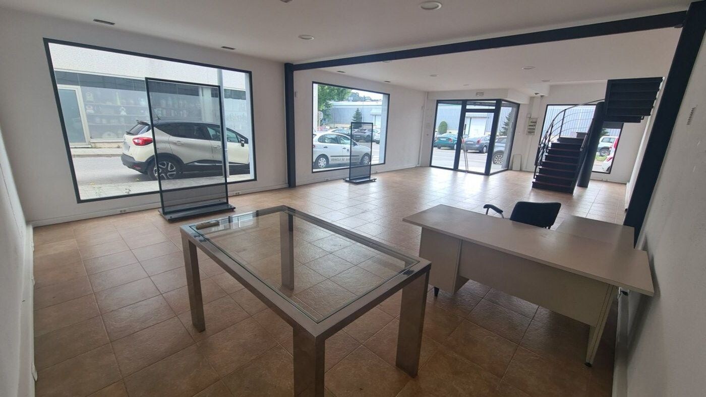 Local commercial dans Sant Celoni, Barcelona à louer Photo intérieure– Image 1 sur 12