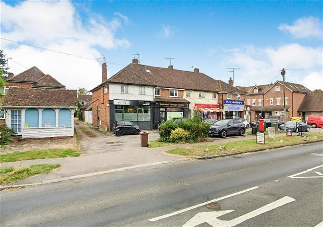 385 Luton Rd, Harpenden à vendre - Photo de l’immeuble – Image 2 sur 14
