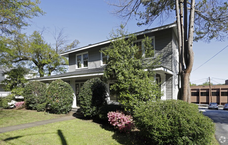 101 Whitsett St, Greenville, SC à vendre - Photo de l’immeuble – Image 1 sur 5