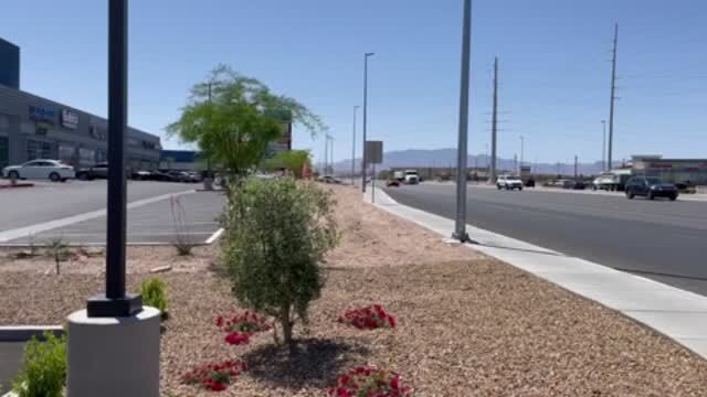 5025 Blue Diamond Rd, Las Vegas, NV à louer - Vidéo sur l’annonce professionnelle – Image 2 sur 10