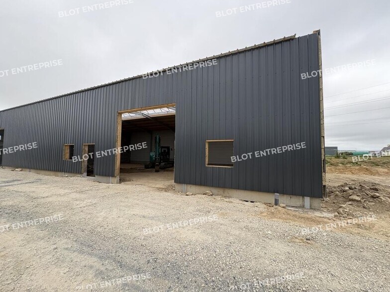 Industriel/Logistique dans Plouédern à louer - Photo de l’immeuble – Image 3 sur 5