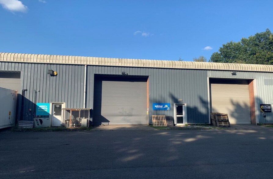 Industriel/Logistique dans Newton Abbot à vendre - Photo de l’immeuble – Image 1 sur 1