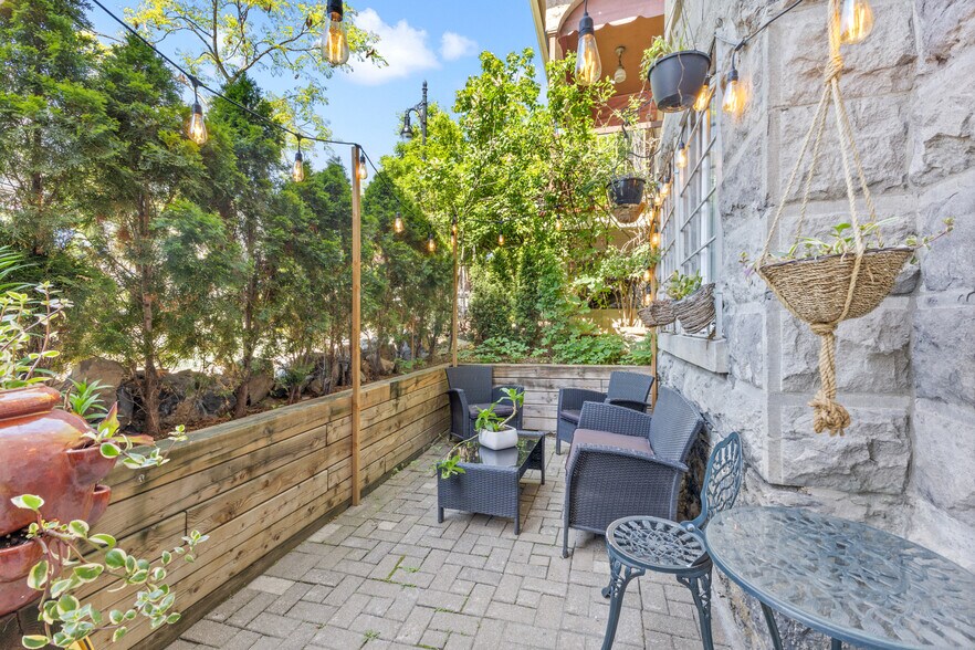 1023 Rue Berri, Montréal, QC à vendre - Photo de l’immeuble – Image 3 sur 57