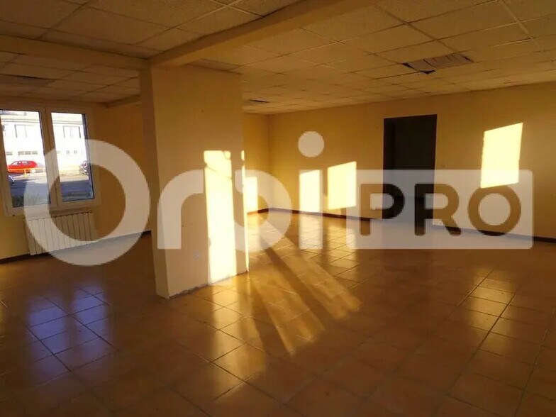 Local commercial dans Soissons à vendre - Photo intérieure – Image 2 sur 4