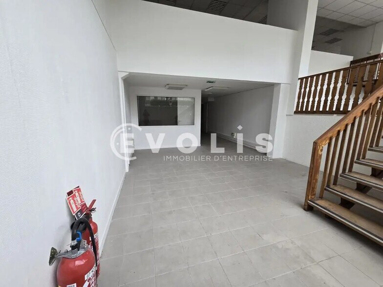 Bureau dans Palaiseau à louer - Photo intérieure – Image 2 sur 8