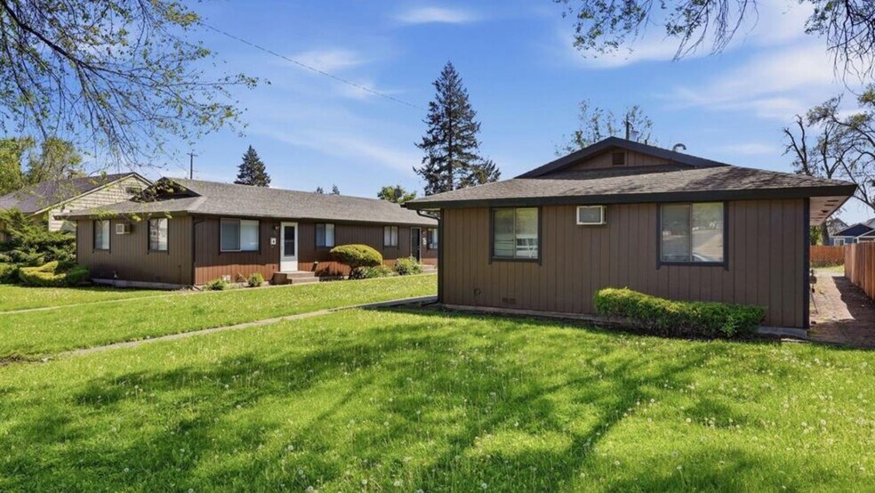 1511-1517 W Euclid Ave, Spokane, WA à vendre - Photo de l’immeuble – Image 2 sur 8