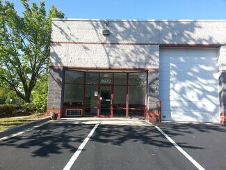 Plus de détails pour 2950-2972 Kaverton Rd, Forestville, MD - Local d'activités à louer