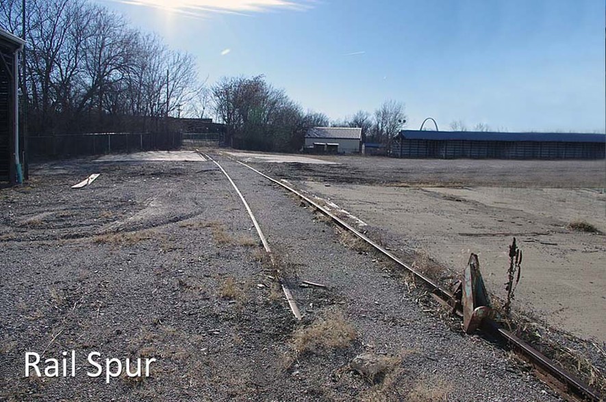104 St. Clair Ave, East Saint Louis, IL à louer - Autre – Image 2 sur 8