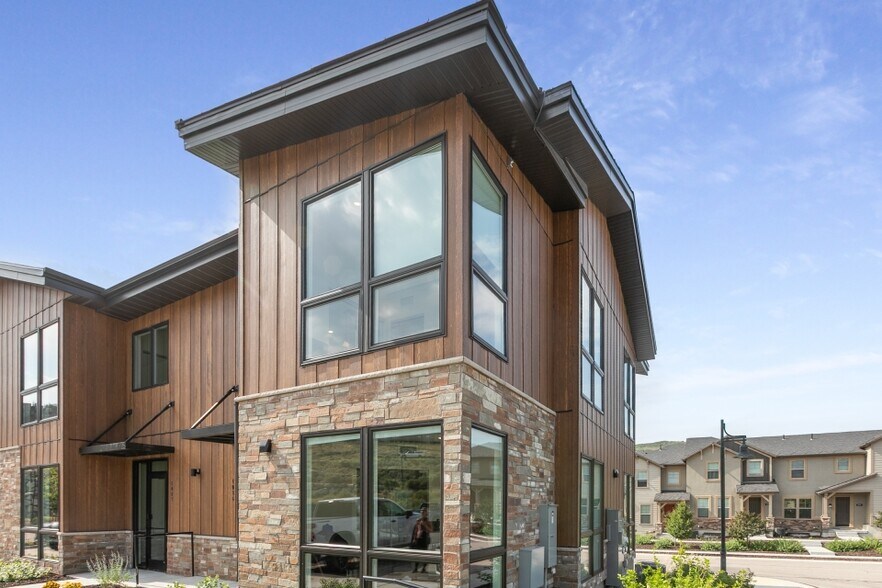 1086 Spring Rd, Kamas, UT à vendre - Photo de l’immeuble – Image 2 sur 16