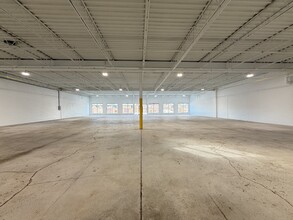1990 Ellesmere Rd, Toronto, ON à louer Photo intérieure– Image 2 sur 6