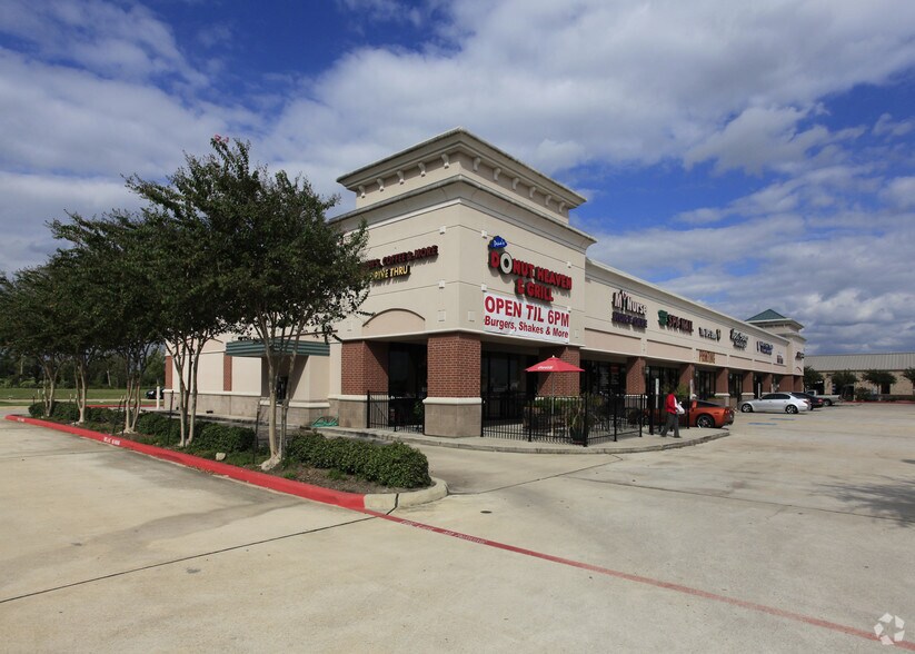 11601 Shadow Creek Pky, Pearland, TX à louer - Photo de l’immeuble – Image 3 sur 8