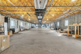 1450 Pa-51, Clairton, PA à louer Photo intérieure– Image 1 sur 8