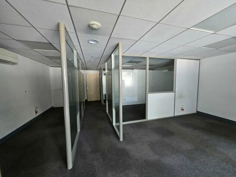 Local commercial dans Antibes à vendre - Photo de l’immeuble – Image 1 sur 4