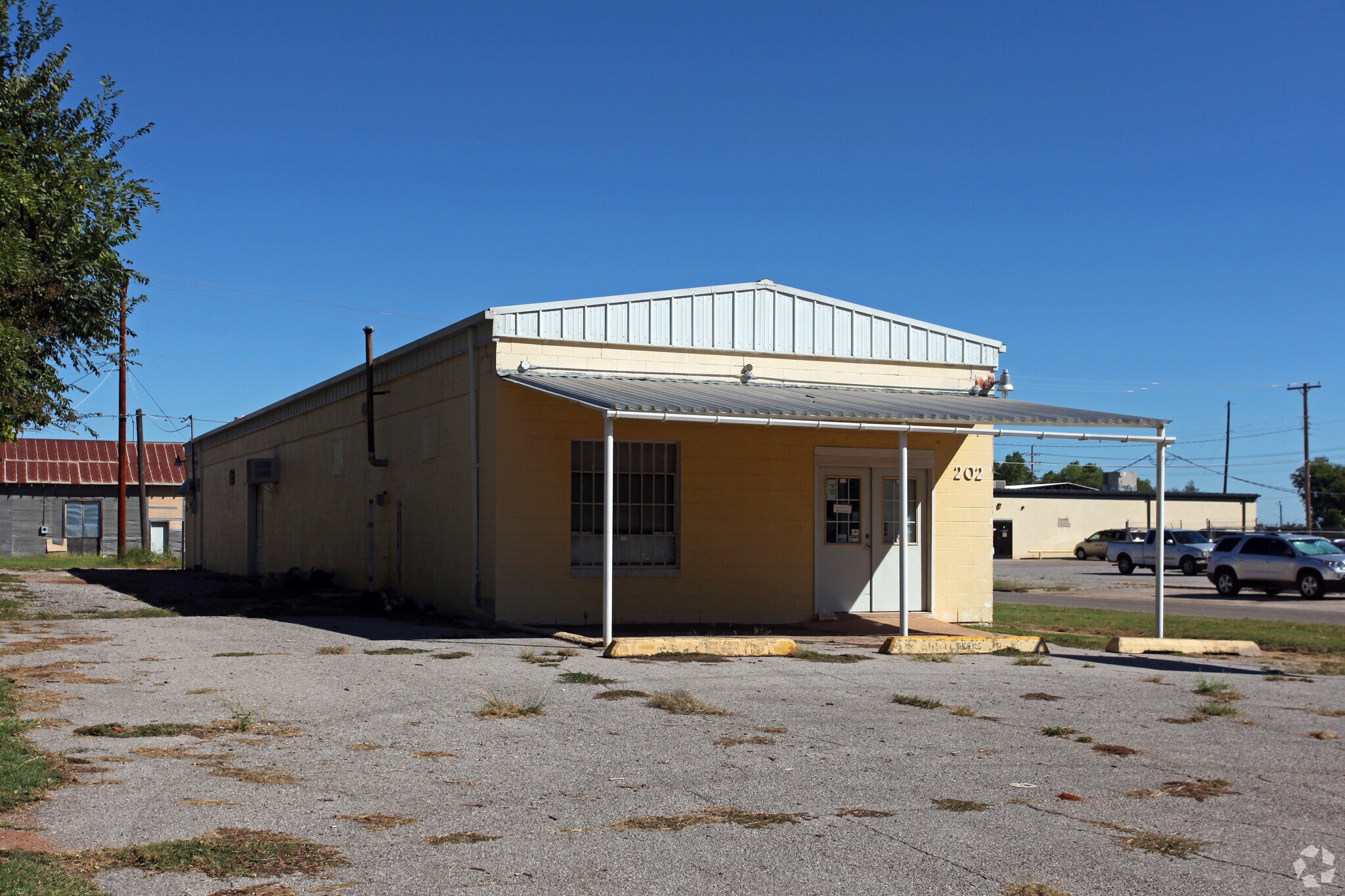 202 W Iowa Ave, Chickasha, OK à vendre Photo principale– Image 1 sur 3