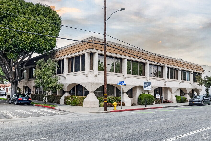 3205 Ocean Park Blvd, Santa Monica, CA à louer - Photo principale – Image 1 sur 11