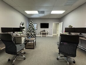 14374 Commerce Way, Miami Lakes, FL à louer Photo intérieure– Image 2 sur 29