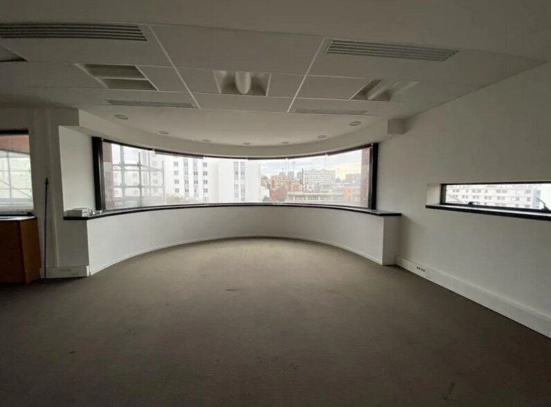 View Photo