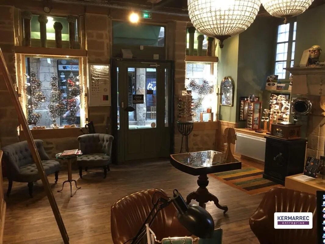 Local commercial dans Vannes à louer Photo intérieure– Image 1 sur 4