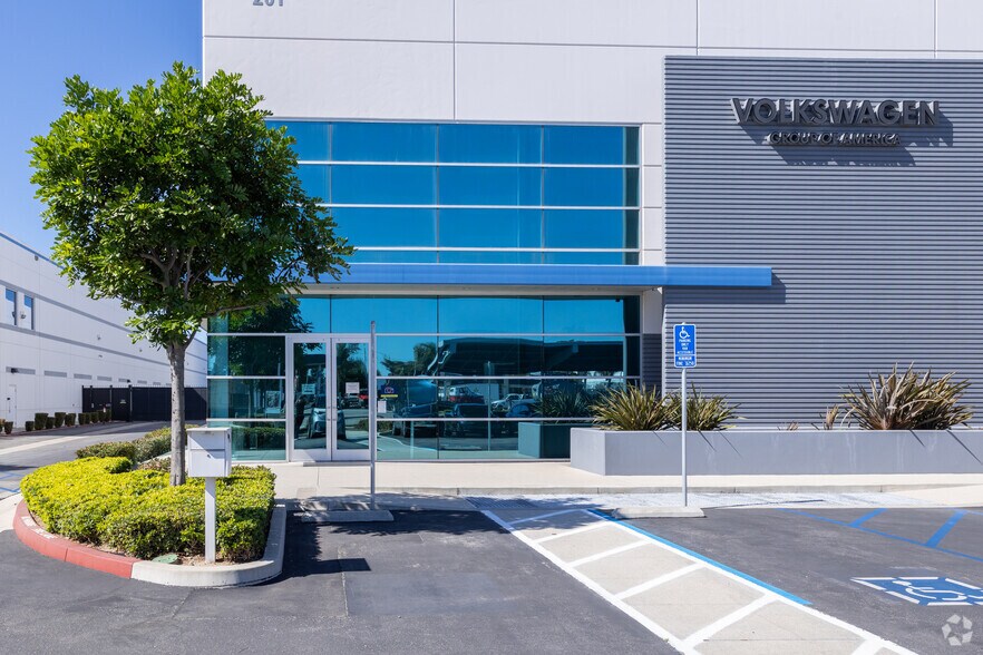 201 Del Norte Blvd, Oxnard, CA à vendre - Photo de l’immeuble – Image 3 sur 3