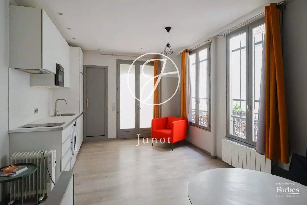 Immeuble residentiel dans Paris à vendre Photo intérieure– Image 1 sur 8