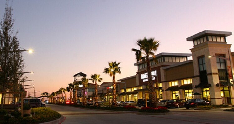 11200 Broadway St, Pearland, TX à louer Photo principale– Image 1 sur 8
