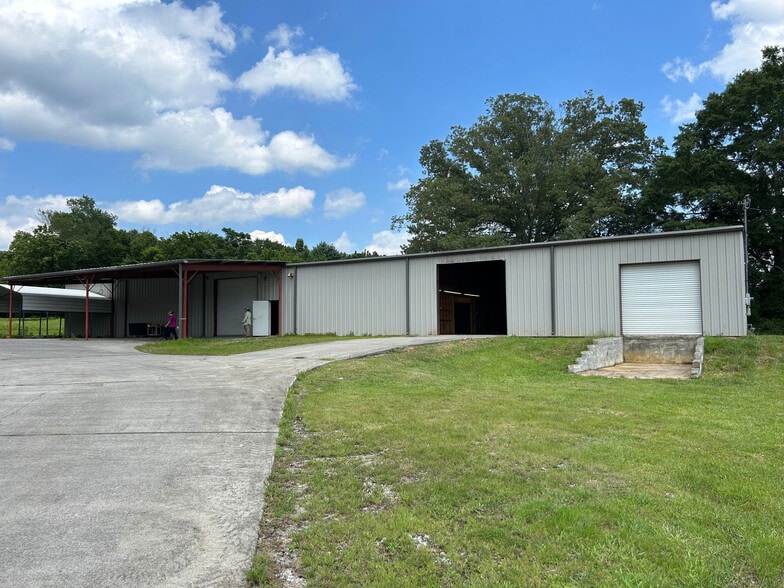 1111 S Chattanooga St, LaFayette, GA à vendre - Photo de l’immeuble – Image 2 sur 2