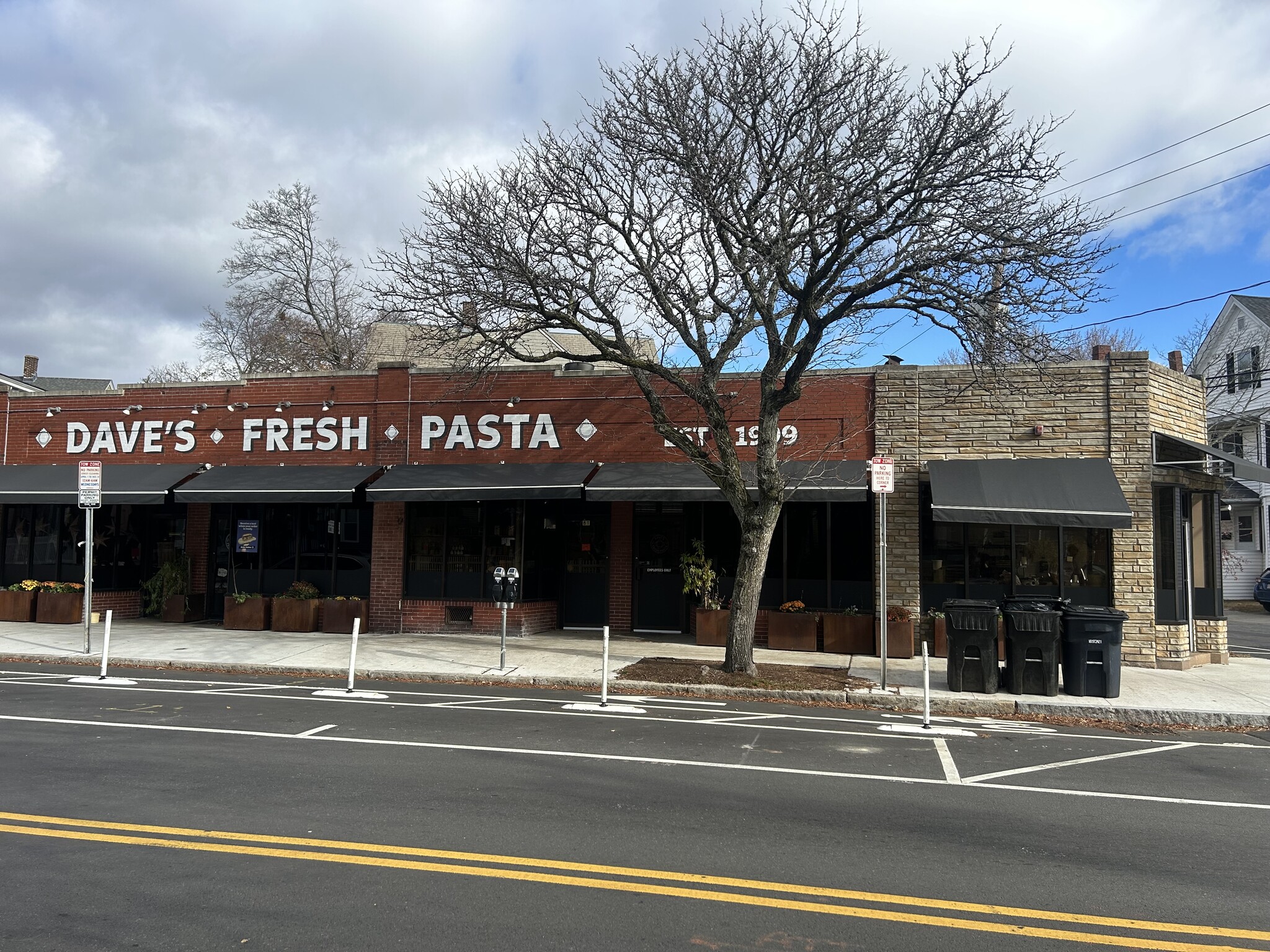 77 Holland St, Somerville, MA à vendre Photo principale– Image 1 sur 4