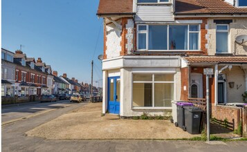 3 Cavendish Rd, Skegness à louer Photo de l’immeuble– Image 2 sur 8
