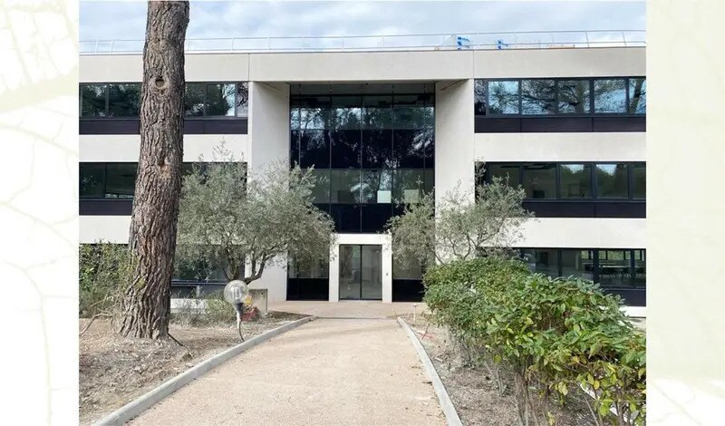 Bureau dans Valbonne à vendre - Photo de l’immeuble – Image 2 sur 18