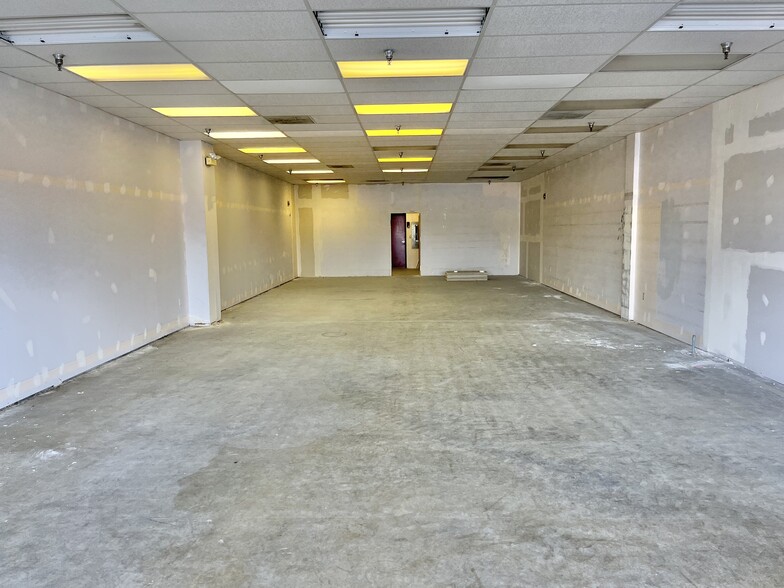 3600 Commerce Dr, Warsaw, IN à louer - Photo intérieure – Image 2 sur 5